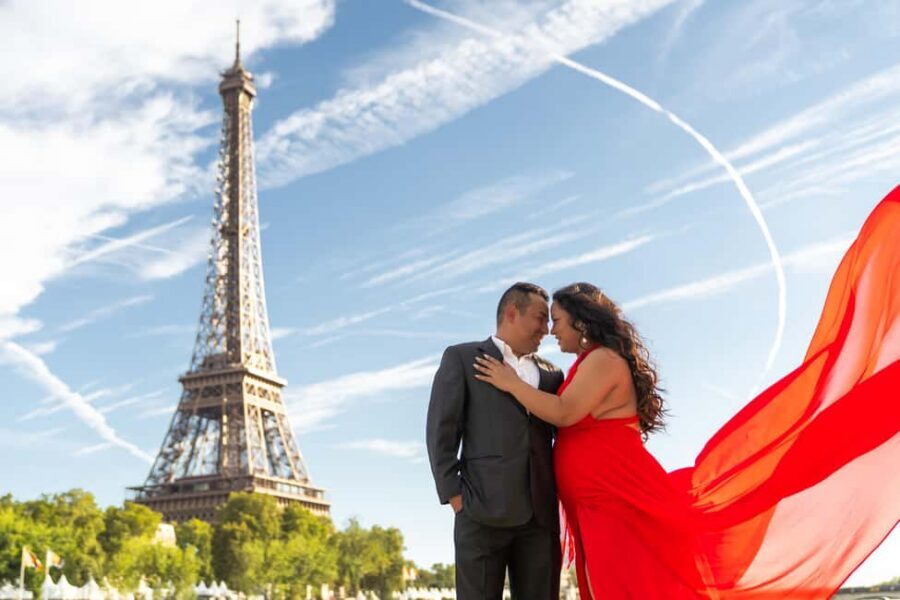 Paris: Eiffel Tower Glamor Photoshoot with Dress Options - Who this Eiffel glam shoot fits best (and who might skip it)
