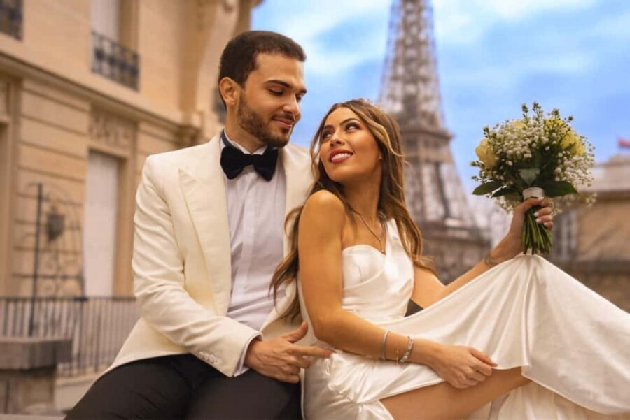 Paris: Eiffel Tower & Louvre Private Photoshoot - Key highlights at a glance