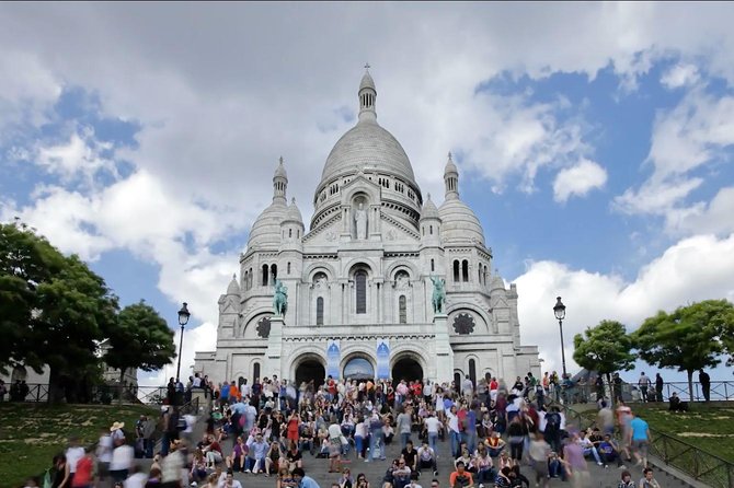 Paris Eiffel Tower, Notre Dame, Louvre and Montmartre Guided Tour - Montmartre Early Morning: Art Streets, Sacré-Cœur, and the Big Views