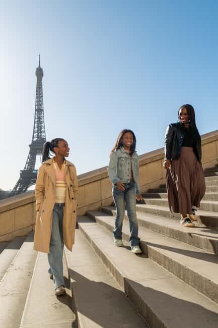 Paris: Eiffel Tower Private Professional Photoshoot - What this experience is best for (and the one big limitation)