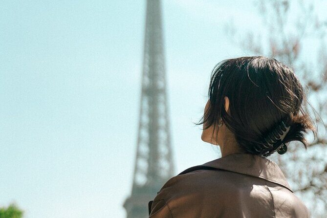 Paris: Eiffel Tower Vintage Photoshoot - Weather and rain: when flexibility saves the day