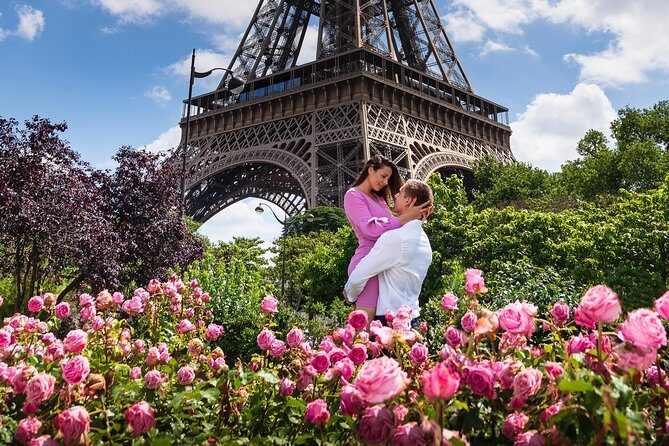 Paris Eiffel Tower Wedding Vows Renewal Ceremony with Photo Shoot - What you’re paying for: ceremony + photographer + a lot of digital images