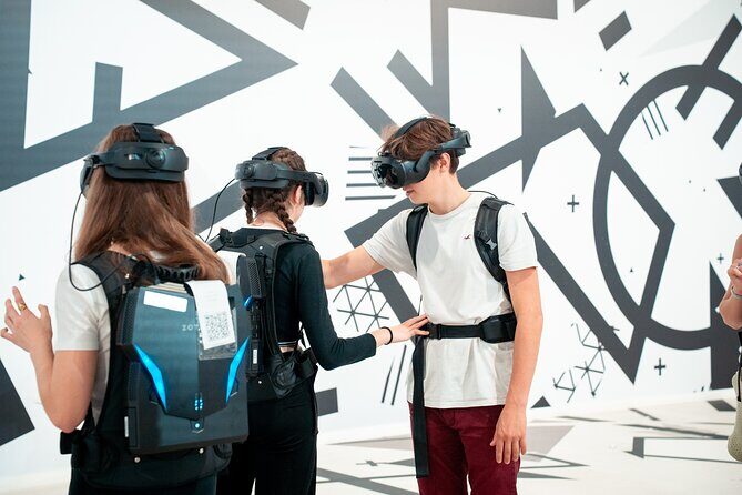 Paris Eternelle Notre-Dame Virtual Reality Tour - Where You Go: Cité de l’Histoire in Puteaux (Not the Center of Paris)