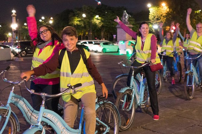 Paris Evening Bike Tour with 1-hour Seine River Cruise - Pont Neuf’s carved faces and the legends angle