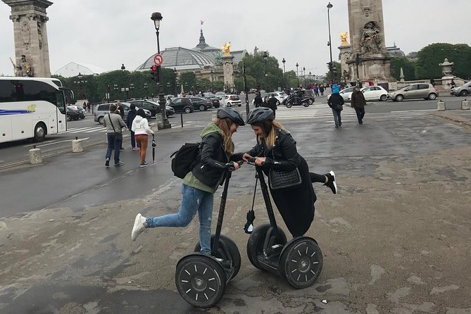 Paris: Experience Segway Top Highlights Small Group 2 Hours - Guides Drive the Feeling: George, Aysa, Sebastian, and Sacha