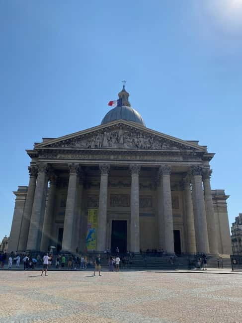 Paris: Explore the City Like Emily Tour - Filming Locations - Finishing at Palais Garnier: A Grand Stop for Your Last Photos