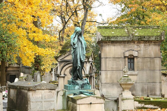 Paris: Famous Graves of Pere Lachaise Cemetery Guided Tour - Price and value: what you’re really paying for at about $18