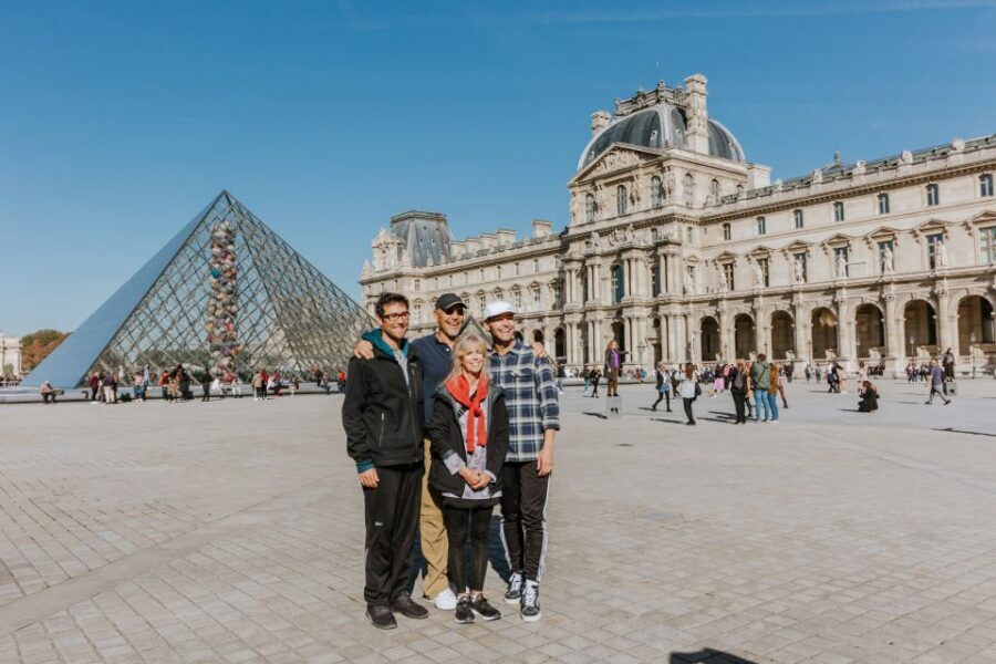 Paris: Famous Monuments Cycling Tour - Rue Cler snack break: the food stop that keeps the tour human