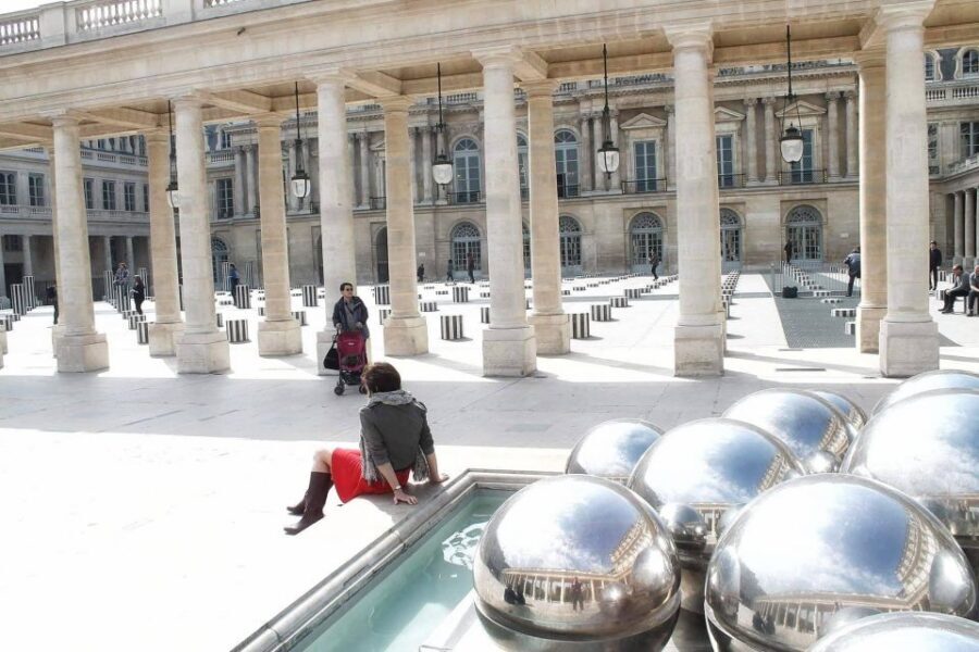 Paris: Fashion History Walking Tour in the Heart of Paris - Rue Cambon and Coco Chanel’s Birthplace: The Psychology Behind the Legacy
