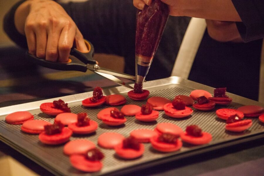 Paris: French Macarons Baking Class with a Parisian Chef - What you learn when a Parisian chef teaches the French method