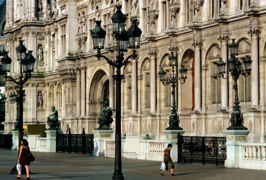 Paris: French Revolution Walking Tour - Louis XVI and Marie Antoinette: tragedy explained in real-world geography