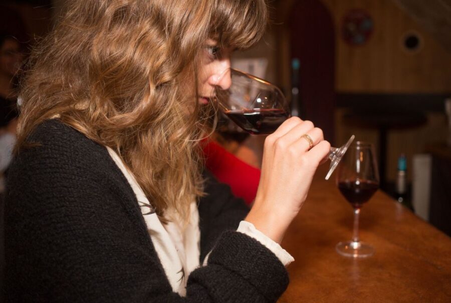 Paris: French Wine Experience in Parisian Cellar - The Wine-Making Journey: From Grape to Bottle