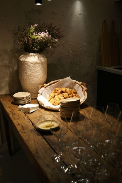 Paris : French wine tasting in Montmartre - The big learning payoff: terroirs you can actually name