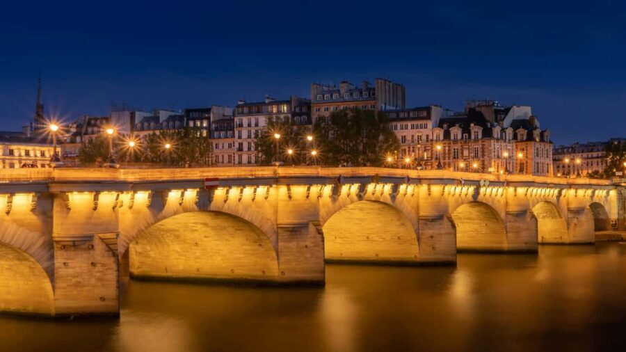 Paris: Ghosts and Dark Stories Guided Walking Tour - The Conciergerie and Marie Antoinette’s lingering spirit: prison history with a chill edge