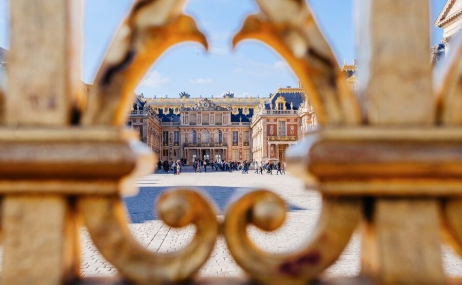Paris: Giverny & Versailles Small Group or Private Tour - The Quaint Village of Giverny (Between the Big Sights)