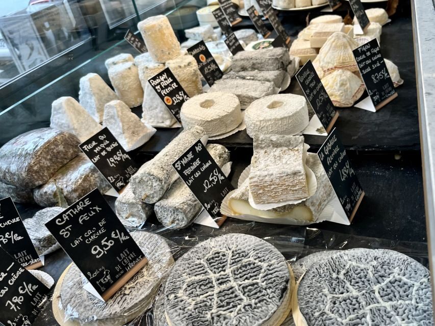 Paris: Guided Champagne & Food Tour in St-Germain-des-Pres - Why Saint-Germain-des-Prés works so well for Champagne