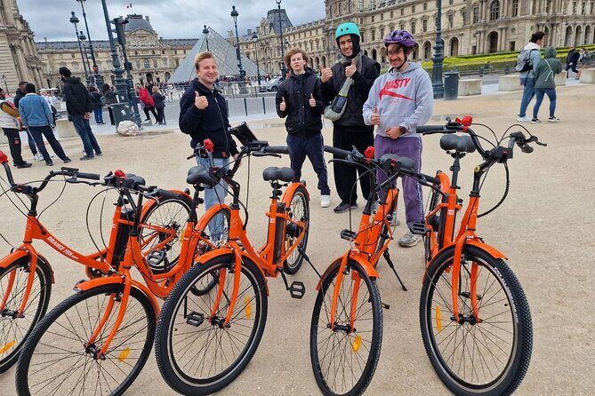 Paris: Guided City Sightseeing Tour by Bike/E-Bike - Saint-Jacques-de-la-Lande and Hotel de Ville: where the tour gets more local