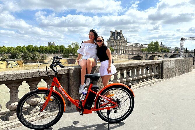 Paris Guided City Sightseeing Tour by Bike or E-Bike - Rue de Rivoli and the Old Paris Churches: Fast Street-Life With Real Context