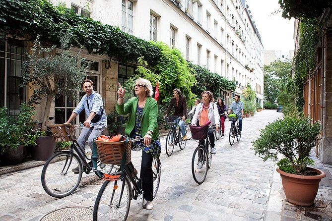 Paris Guided Food Tour by Bike - Ile de la Cité and Marais - Getting started at 13 Rue Brantôme (and rolling out on the right foot)
