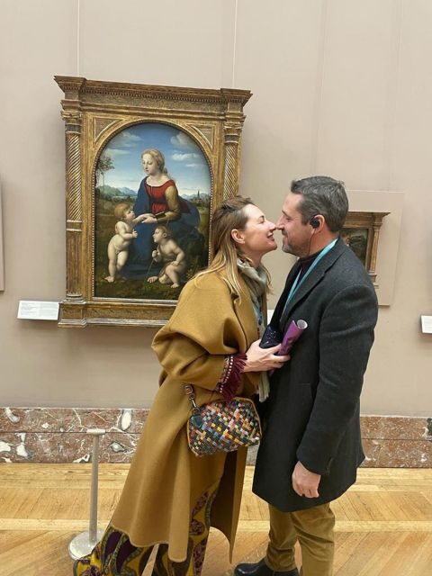 Paris: Guided Louvre Museum Tour with Optional Entry Ticket - First steps at the Louvre: the meet point matters