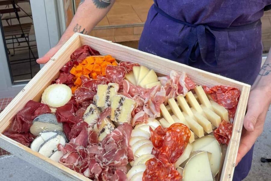 Paris: Guided Montmartre Walking Tour with Food & Wine - Who should book (and who should skip)