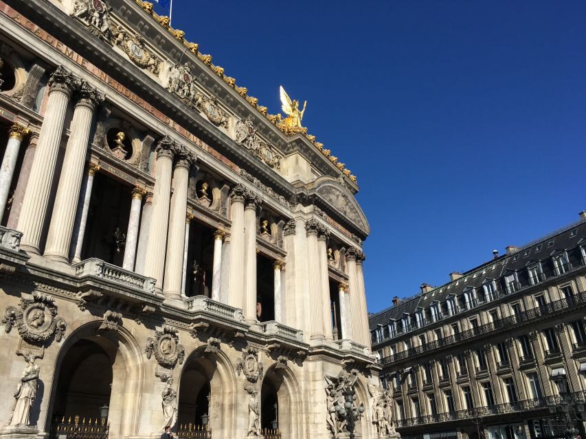 Paris: Guided Outdoor Walking Escape Game - How the outdoor escape game actually works