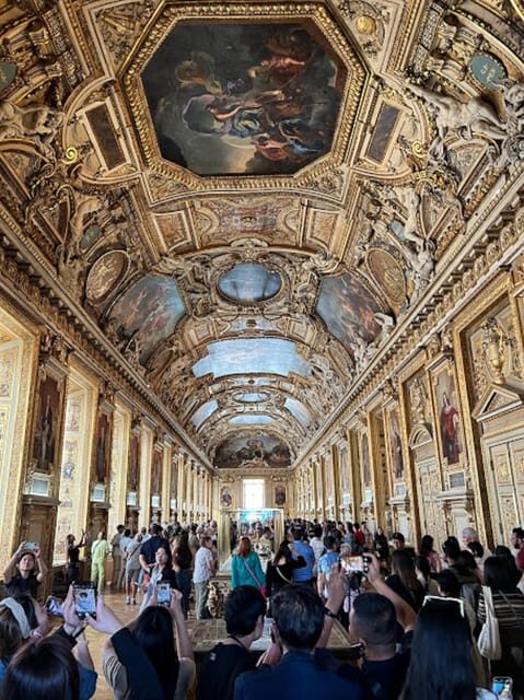 Paris: Guided tour in PORTUGUESE at the Louvre-semi-private - French and Italian paintings, guided in Portuguese