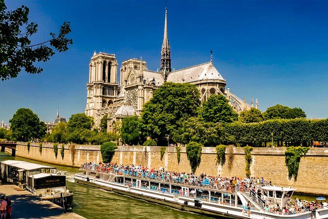 Paris Half Day Tour & Cruise, Private Guide & Louvre Entrance - Louvre Museum entrance: using your ticket and audio guide well