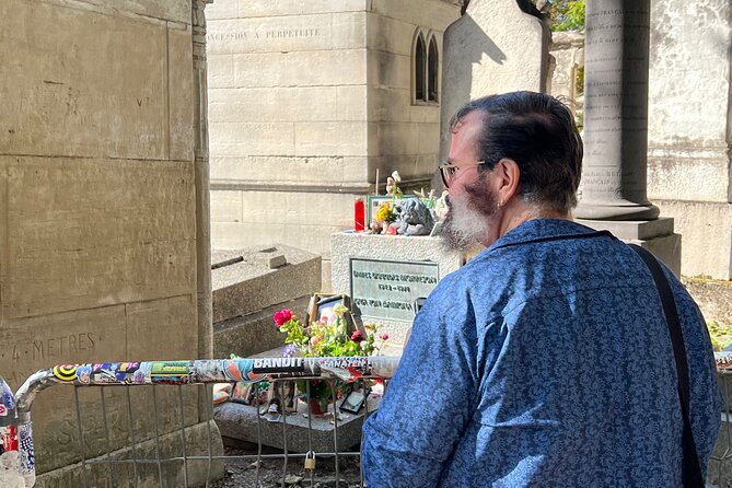 Paris: Haunted Père Lachaise Cemetery Guided Tour - Guides, Group Size, and Why the Experience Feels Personal