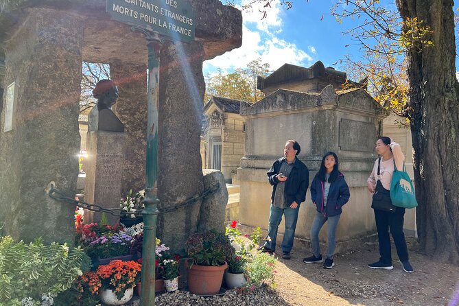 Paris: Haunted Père Lachaise Cemetery Guided Tour - Price and Value: Is $26.55 Worth It for Two Hours?