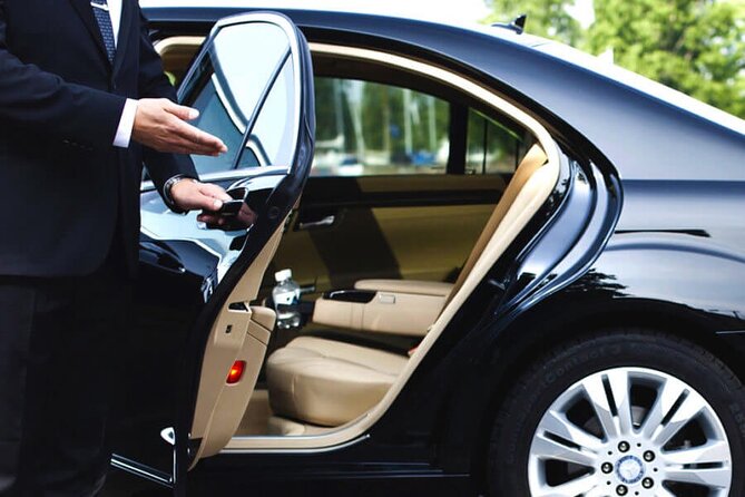 Paris highlights sightseeing tour with private Transportation - Quartier Latin and the Panthéon: longer time in a classic student zone