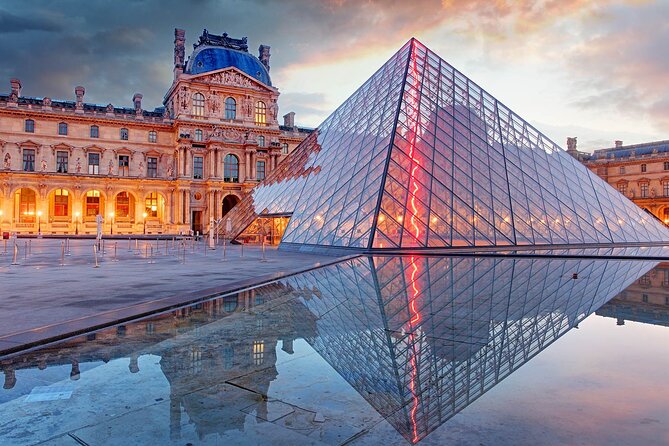 Paris highlights sightseeing tour with private Transportation - Eiffel Tower and Trocadéro: the iconic finale with real viewpoint logic