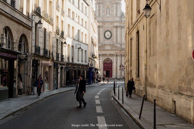 Paris Historic Private 3-hour Walking Tour with WWII Landmarks - Place Vendôme: The Ritz and Le Meurice Through a Wartime Lens