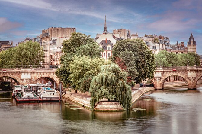 Paris History Walk: Medieval Marais, Notre Dame Islands & Stories - Key takeaways
