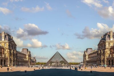 Paris History Walk: Medieval Marais, Notre Dame Islands & Stories - Hôtel de Sens, Maison Faust, and the Philippe Auguste Wall: medieval Paris in plain sight