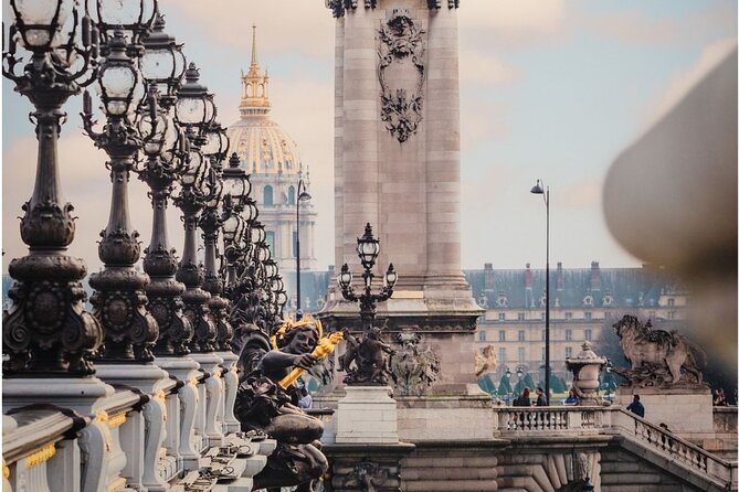 Paris History Walk: Medieval Marais, Notre Dame Islands & Stories - Île de la Cité: Paris’s birthplace, and why everything feels close together