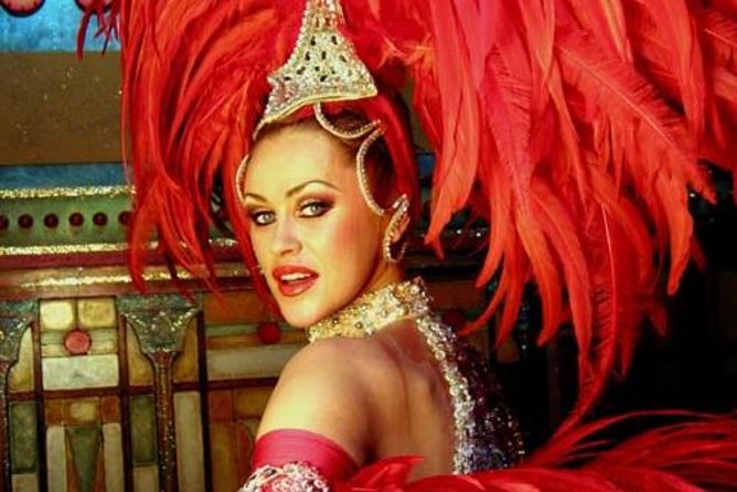 Paris Illuminations Tour with Moulin Rouge Show and Cruise Option - Montmartre timing: arriving in the Moulin Rouge neighborhood before the show