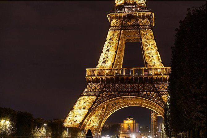Paris Illuminations Tour with Moulin Rouge Show and Cruise Option - The illuminated landmark circuit: Concorde, Vendôme, Pigalle, and the Arc area