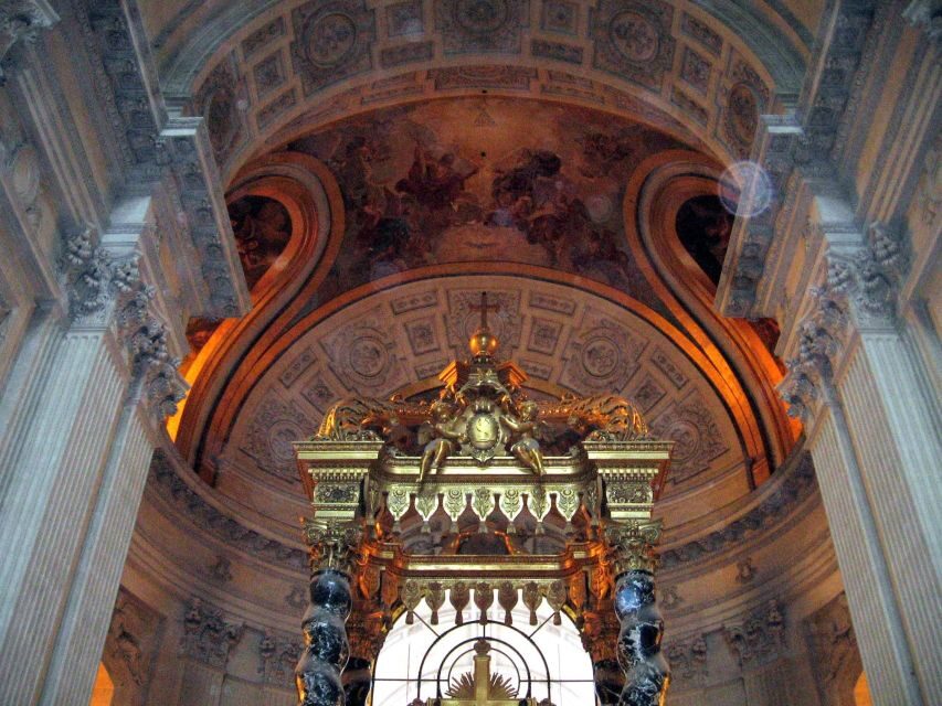 Paris: Invalides Dome - Skip-the-Line Guided Museum Tour - Les Invalides and the gold dome: why this stop hits so hard