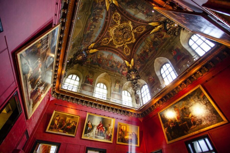 Paris: Jewish Quarter & Museum of the Art and History Tour - Quick hits before you go
