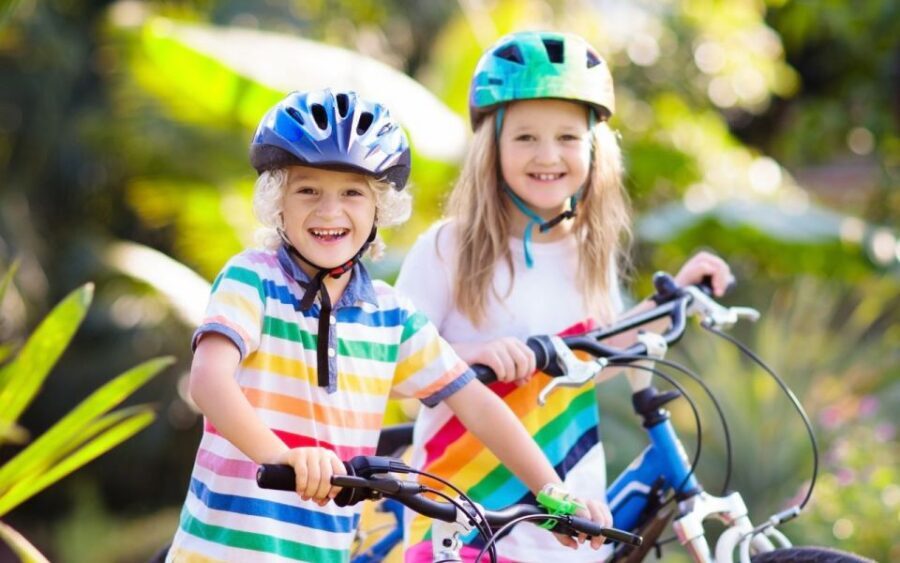 Paris Kids tour - Cycling “icons” instead of just looking at them