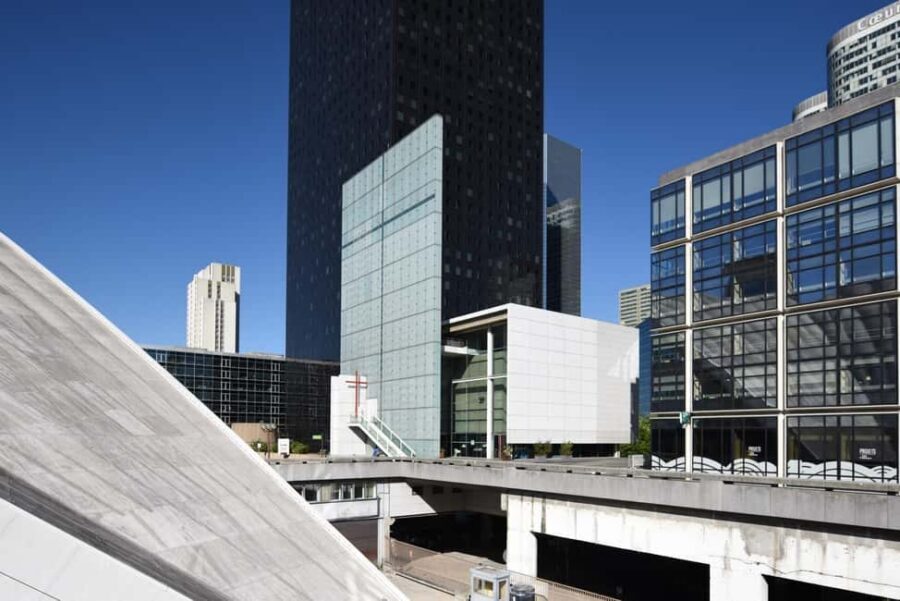Paris: La Défense Modern District Walking Tour - Cost and Value: Does $100 Make Sense for This Walk?