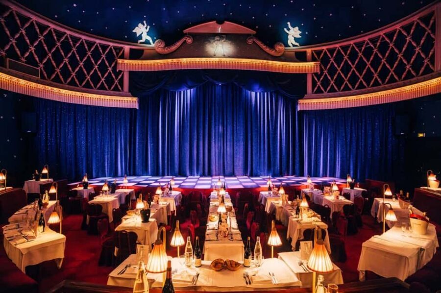 Paris: La Nouvelle Eve Cabaret Show with Champagne - La Nouvelle Eve in Montmartre: what this 90-minute cabaret really feels like