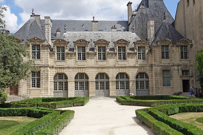 Paris Landmarks & Crepes - Outside Louvre Territory, Plus a Tour Through Napoleon’s Mini-Arc