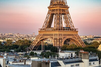 Paris Landmarks & Crepes - Saint-Germain-des-Prés: Cafés, Church History, and a Bridge View of Paris