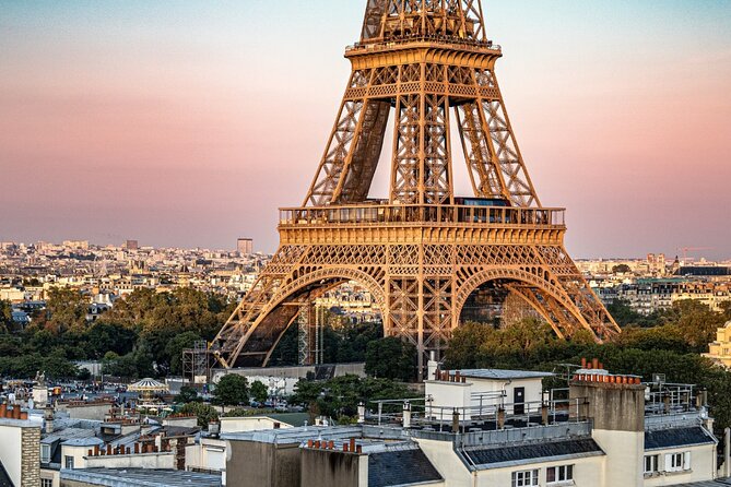 Paris Landmarks & Crepes - Saint-Germain-des-Prés: Cafés, Church History, and a Bridge View of Paris