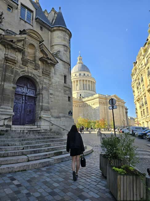 Paris: Latin Quarter Essential Highlights Walking Tour - Shakespeare and Company: Literature Culture on Real Paris Streets