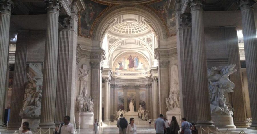 Paris: Latin Quarter Guided Walking Tour in German - Latin Quarter in German: what makes this walk feel different