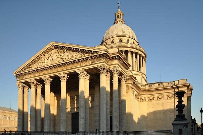 Paris Latin Quarter & Left Bank - History Walk (Small Group Tour) - Cour du Commerce Saint-André: Revolution energy in a tiny space