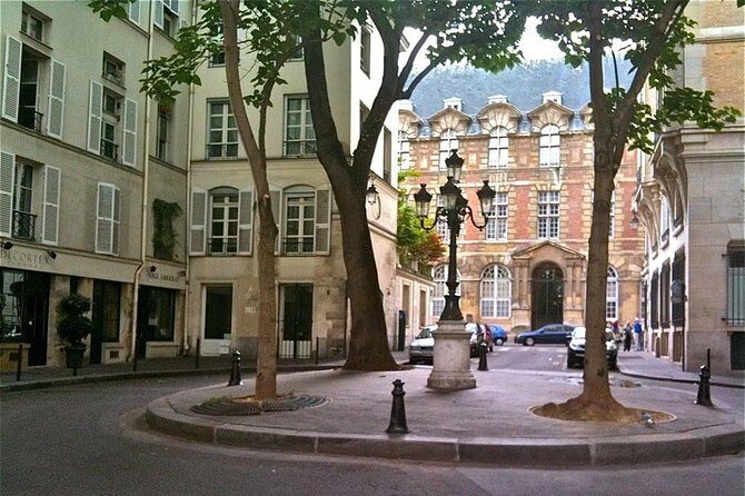 Paris Latin Quarter & Left Bank - History Walk (Small Group Tour) - Saint-Germain-des-Prés: the church with roots in 990AD
